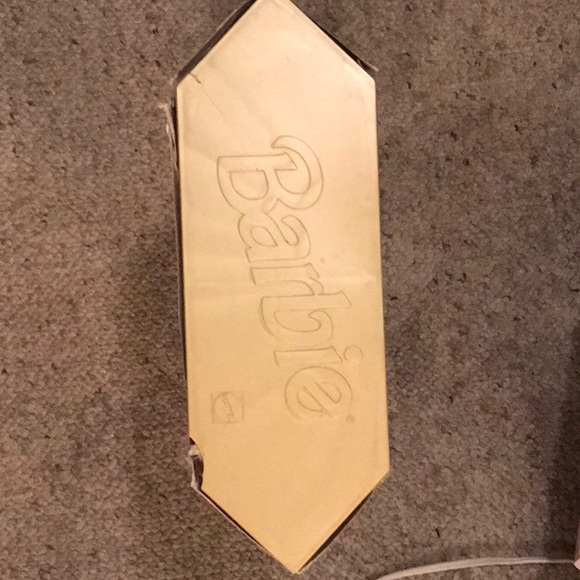 Special Edition Beautifully Dressed Barbie - Picture 6 of 6